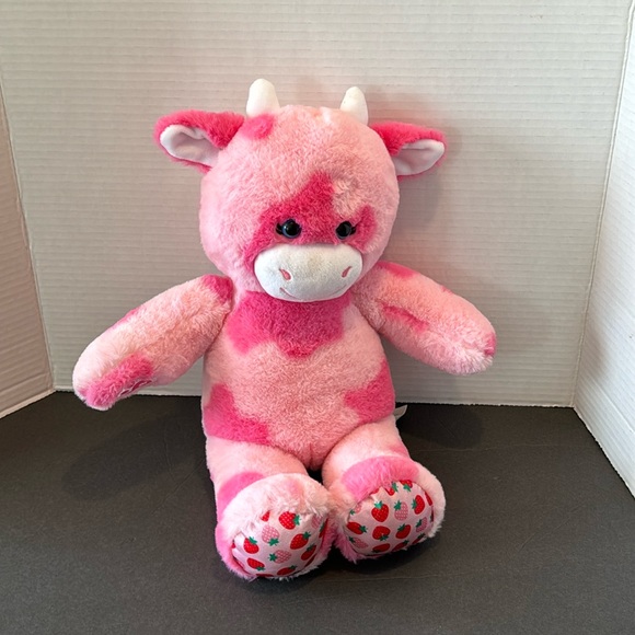 Build A Bear Strawberry Cow - Picture 1 of 9